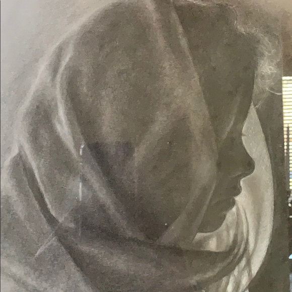 Meet your Posher, Pettit Love - Picture 1 of 1